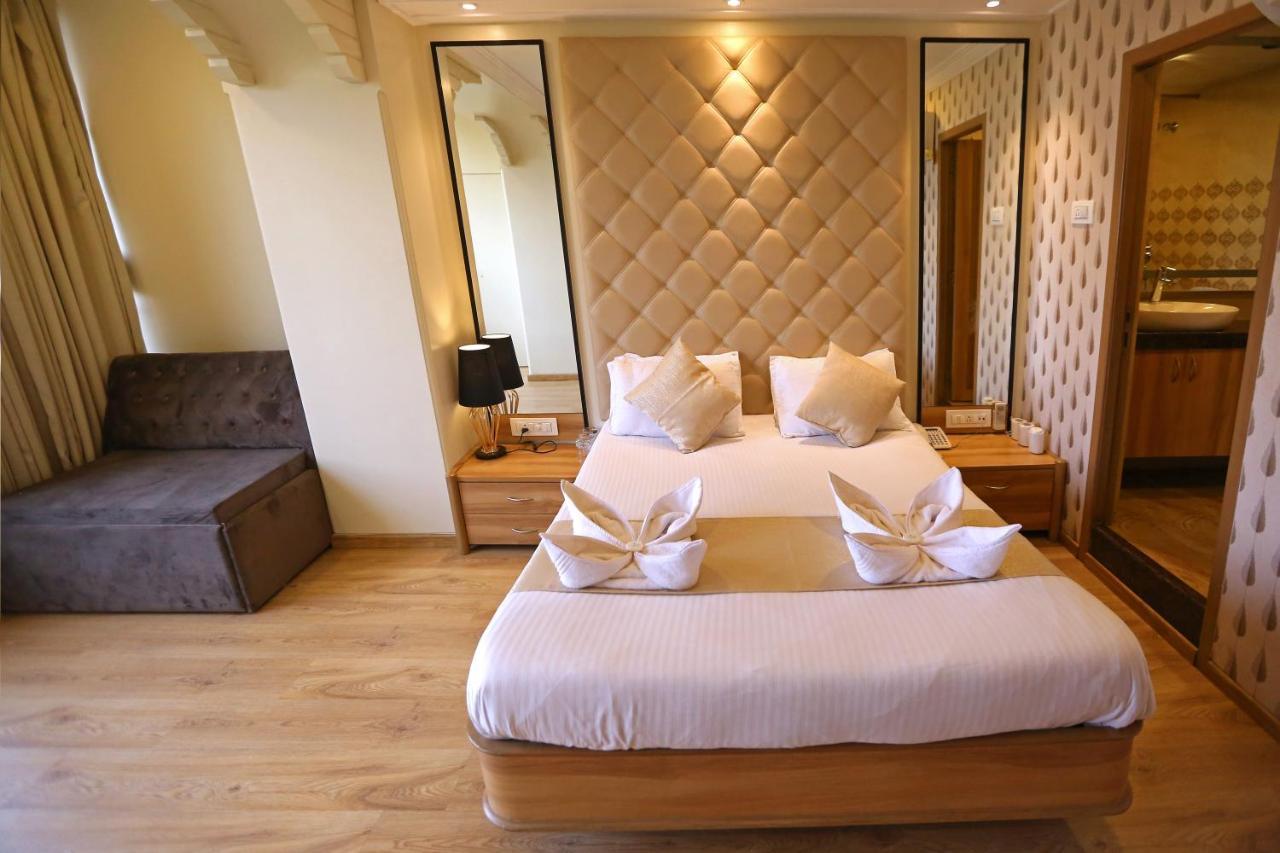Gulf Hotel Mumbai- The Boutique Hotel Colaba Мумбаї Екстер'єр фото