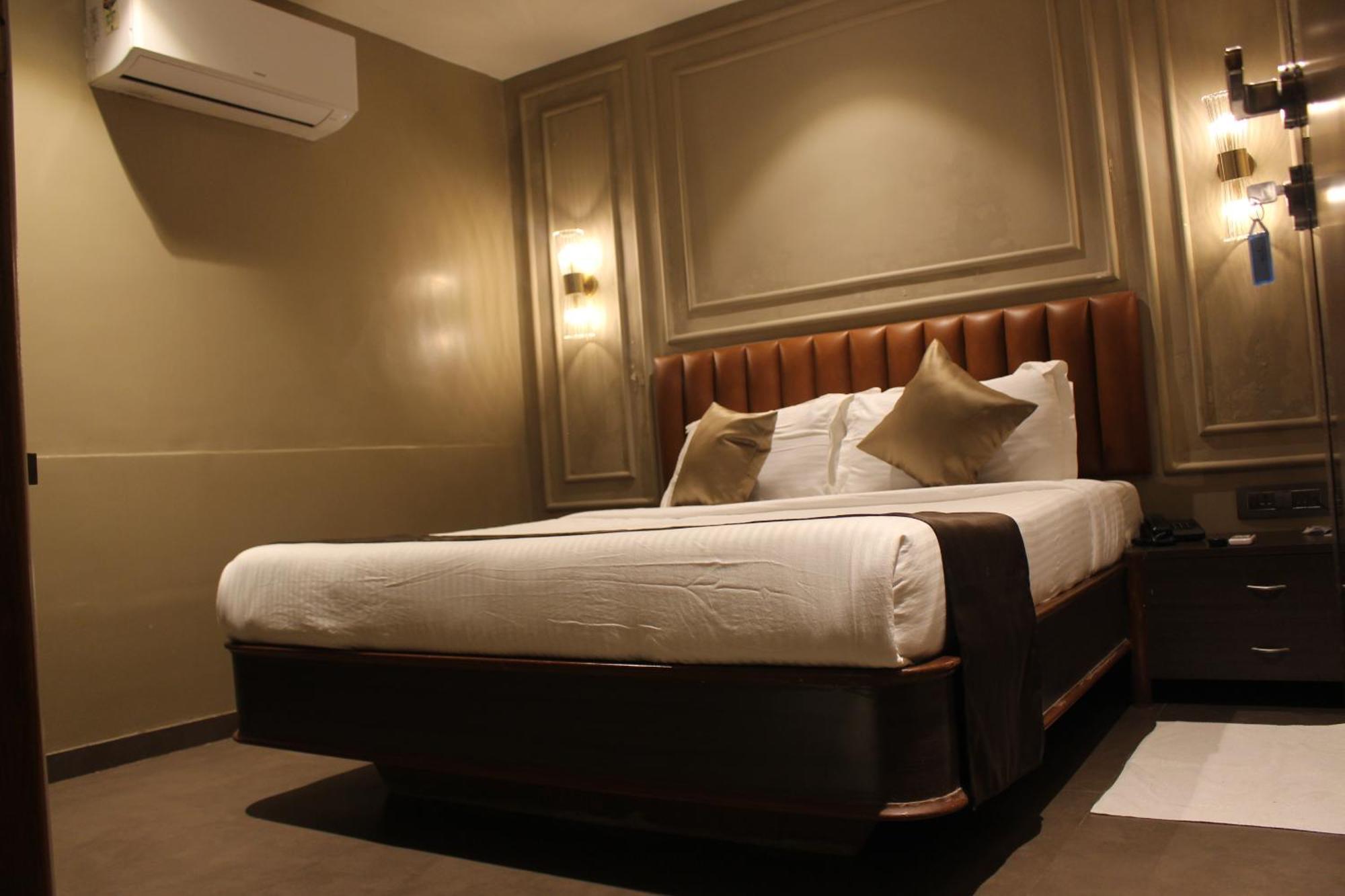 Gulf Hotel Mumbai- The Boutique Hotel Colaba Мумбаї Екстер'єр фото