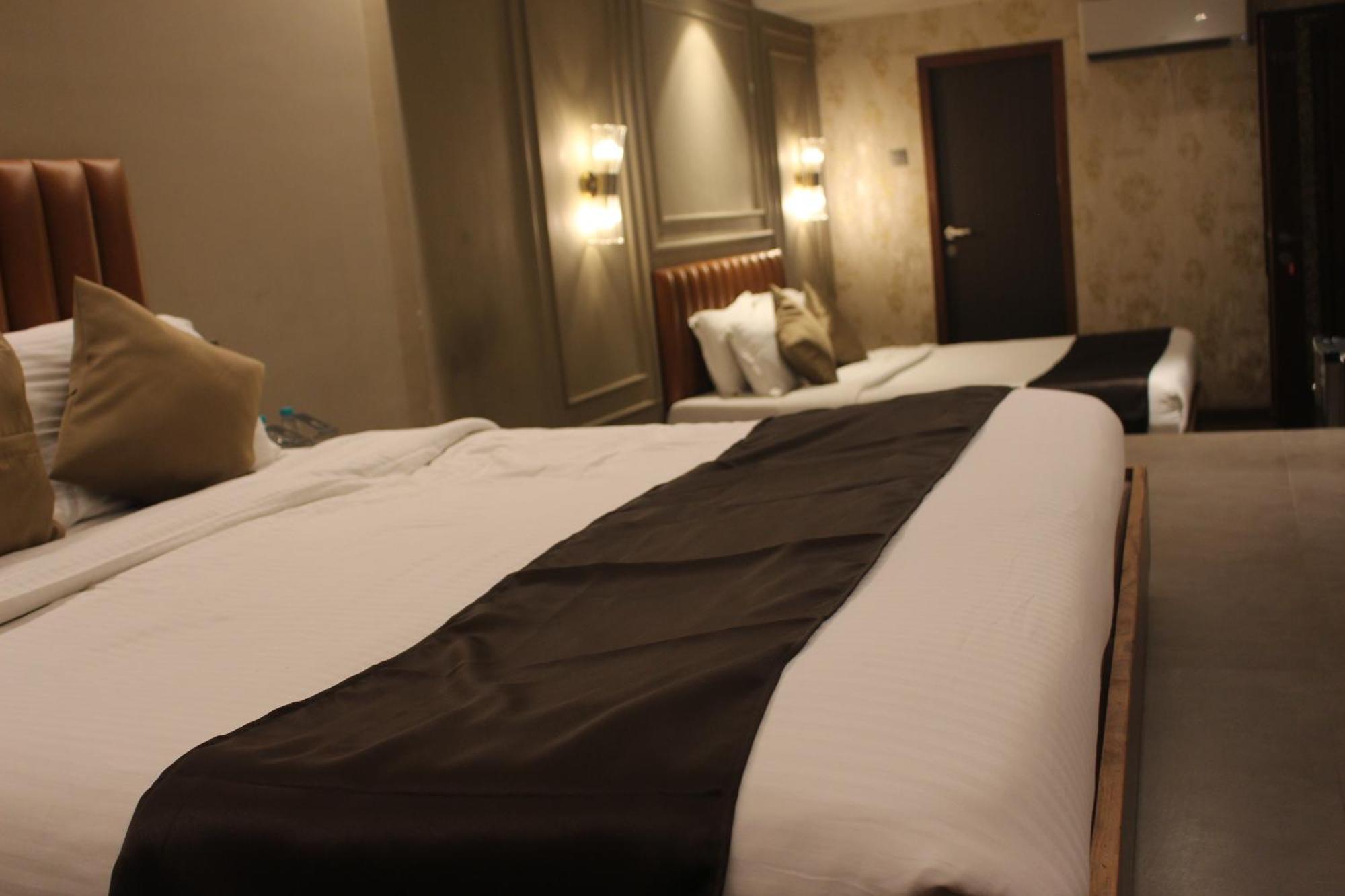 Gulf Hotel Mumbai- The Boutique Hotel Colaba Мумбаї Екстер'єр фото